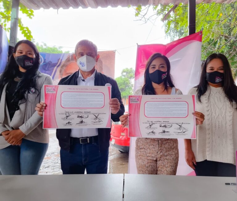 El candidato por el PAN, José Luis Urióstegui Salgado se comprometió a que su gabinete esté formado por 50% mujeres y 50% hombres.