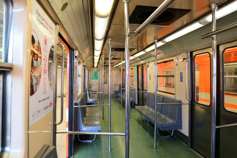 Supervisan obras eléctricas en construcción del metro en MTY