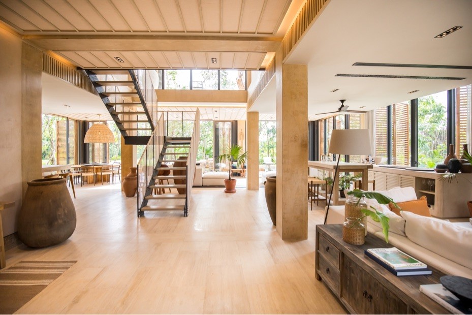 Ilustra el interior de una vivienda en Corasol, espacio habitacional del que es socio Hugo Salinas Sada