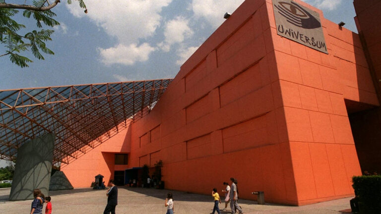 Integran economía y ciencia