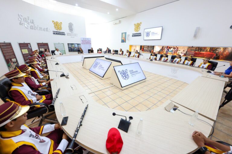 Marching Band “Cocoyan” proyecto social único en Guerrero