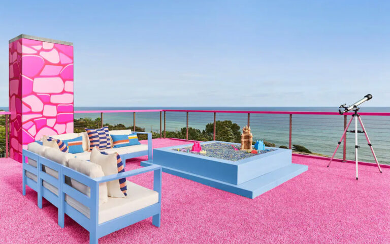 Airbnb se une al estreno de Barbie con estancias gratis