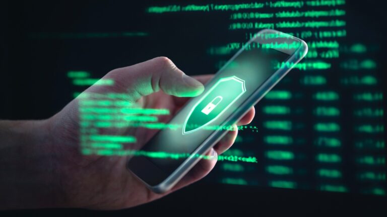 Grupo hackea a cuentahabientes de México