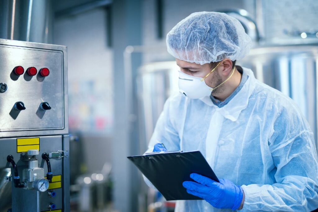 La Cosmopolitana: En la industria alimentaria, garantizar la seguridad y confianza de los consumidores