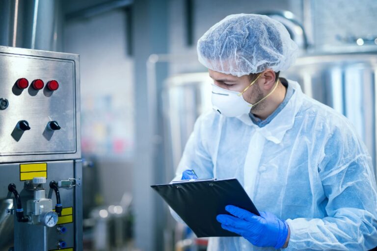 La Cosmopolitana: En la industria alimentaria, garantizar la seguridad y confianza de los consumidores