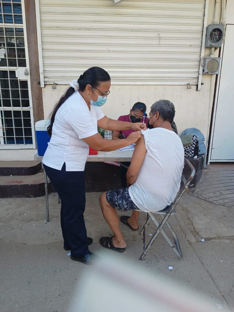 Salud estatal realiza acciones para evitar una emergencia sanitaria en Acapulco