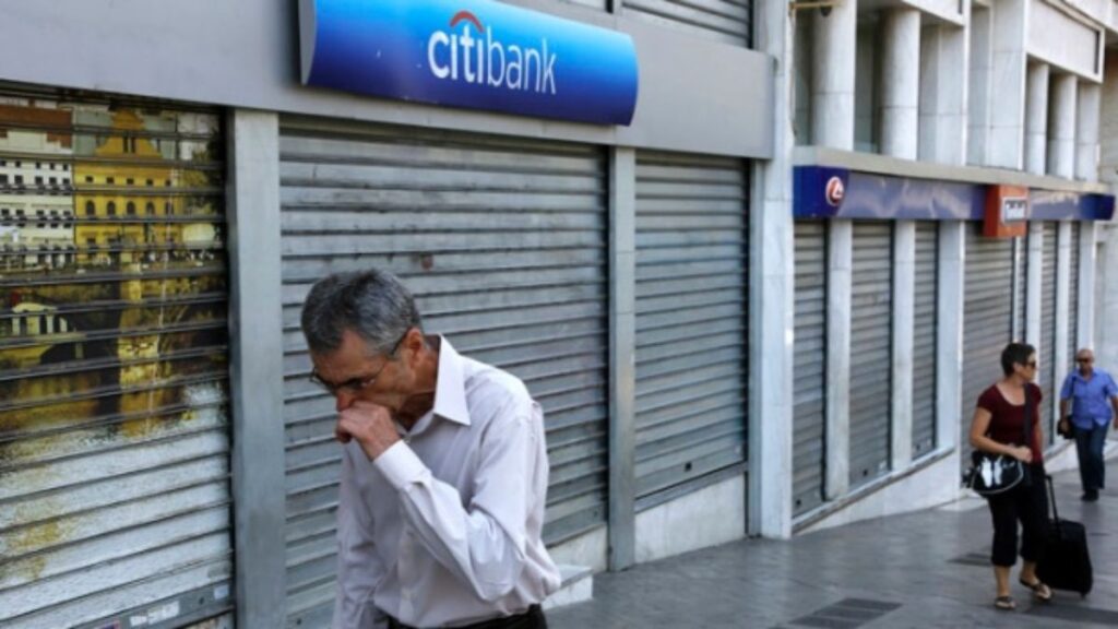¿Abren los bancos el 1 de mayo del 2024?
