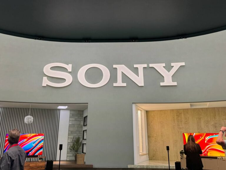 Demandan a startups de inteligencia artificial