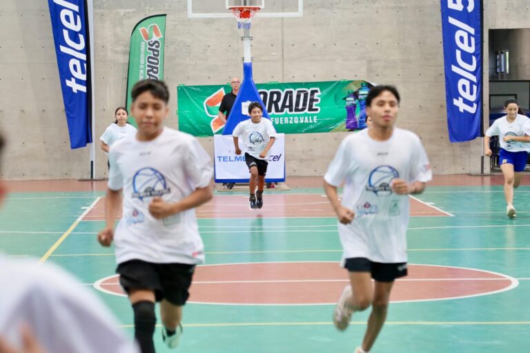 Sporade apoya actividad física en jóvenes oaxaqueños
