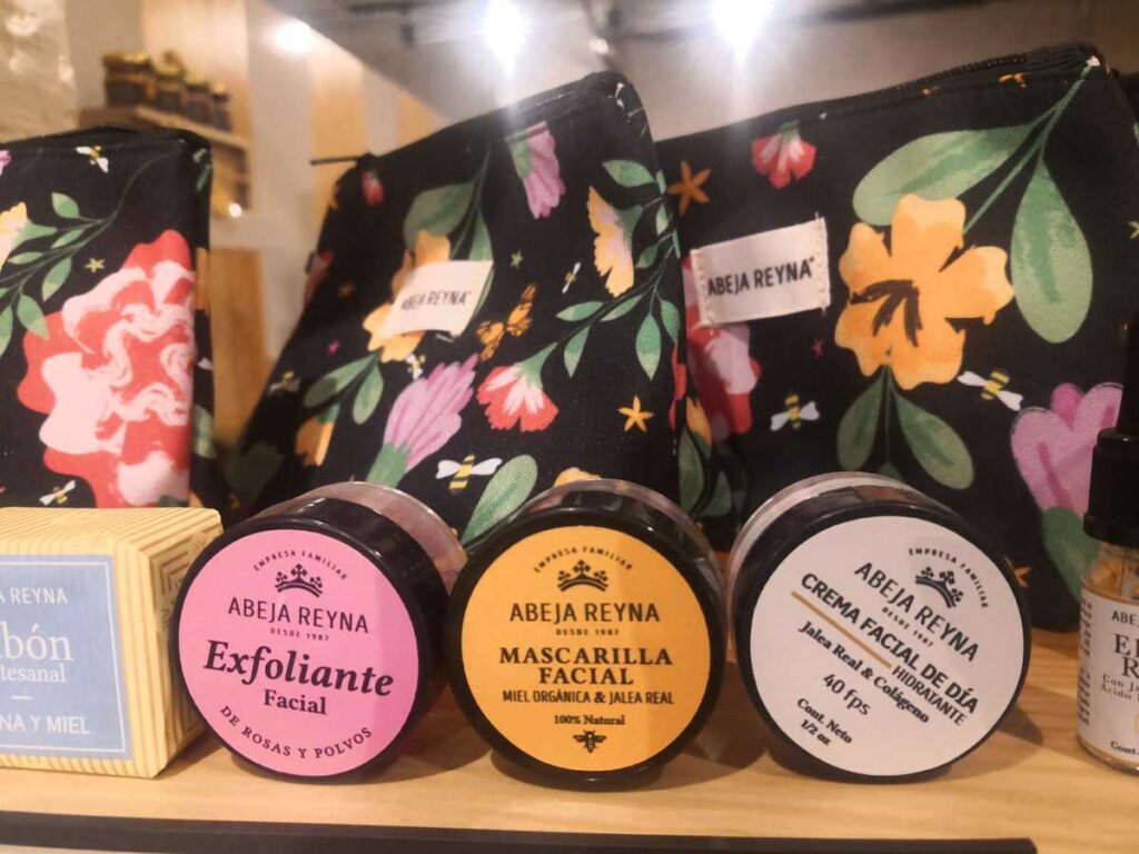 Emprendimiento Abeja Reyna mexicano vuela a California