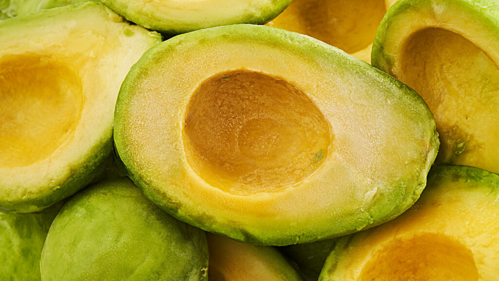 Ante Super Bowl, México se prepara para exportar aguacate