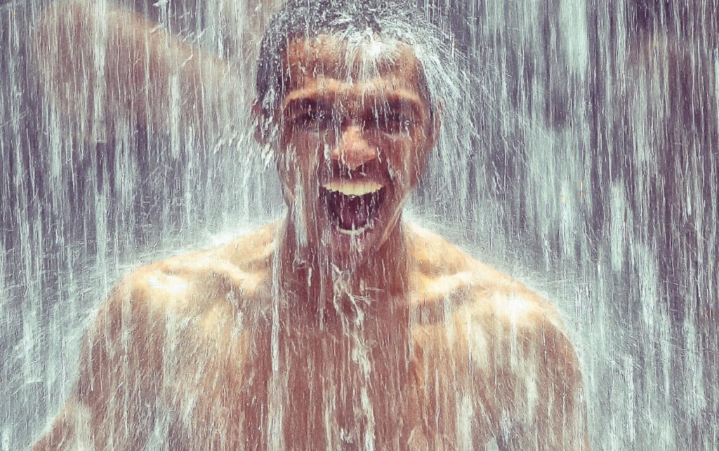 Empresa crea invento para ahorrar agua en la regadera