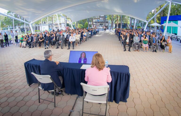 Promueve Yasmín Esquivel Mossa acceso universal a la justicia