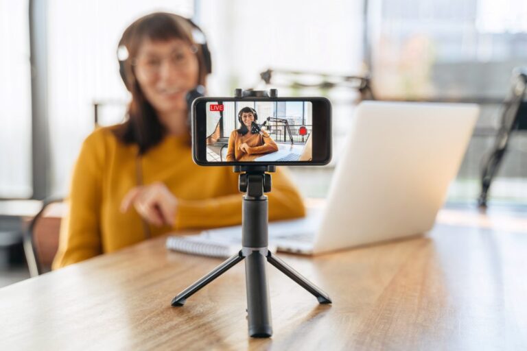YouTube livestreaming gana visibilidad global con herramientas de monetización para creadores