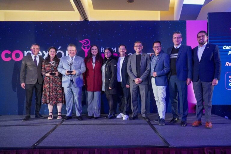 Grupo Elektra impulsa innovación corporativa con premios AMCO 2025