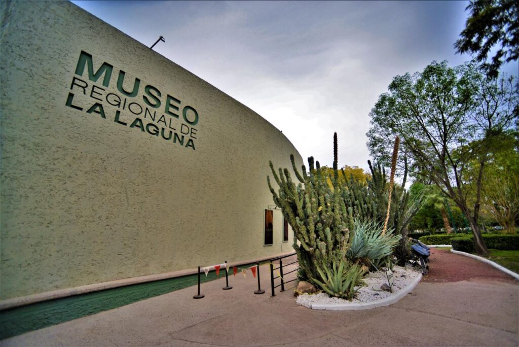 Nesim Issa Tafich impulsa el arte y la conciencia social en La Laguna