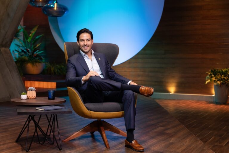 Forbes incluyó al CEO de Farmacias Similares, Víctor González Herrera, en su lista de principales líderes empresariales de Latinoamérica.