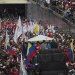 bancos de inversión consideran volver al mercado de bonos venezolanos tras repunte en precios de deuda