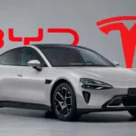 BYD supera a Tesla en la competencia de autos eléctricos en Estados Unidos, reflejando escala industrial, innovación y presión sobre costos.