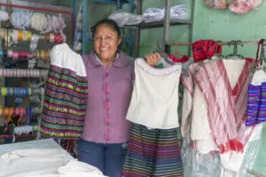 El sector empresarial pide equilibrio regulatorio para no ahogar a los negocios en México y proteger empleo e inversión.