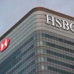 Empresas ajustan estrategias de comercio internacional para alcanzar equilibrio comercial frente a aranceles y cambios regulatorios globales.