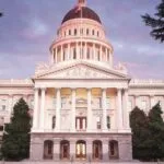 Impuestos en California generan debate entre grandes fortunas por nuevas reglas fiscales y efecto retroactivo