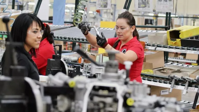 INA prevé recuperación de la inversión extranjera en autopartes impulsada por nearshoring
