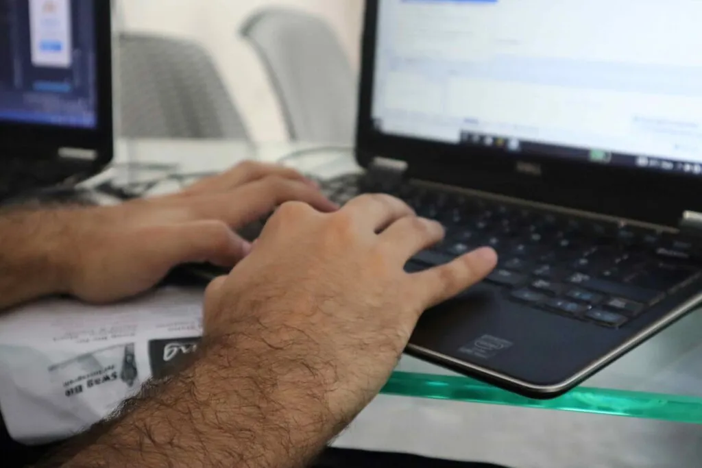 Docentes mexicanos usando tecnología en el aula para mejorar la educación