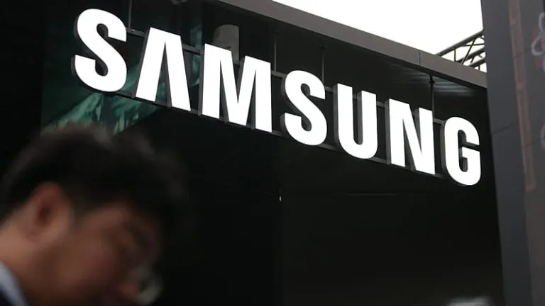 Las empresas surcoreanas, encabezadas por Samsung, anunciaron un aumento en su inversión doméstica tras un acuerdo comercial con Estados Unidos y ante el crecimiento del sector de semiconductores.