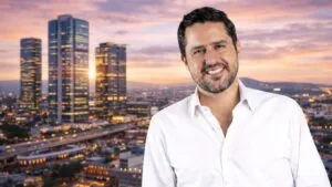 Agustín Dorantes en contexto político rumbo a Querétaro 2027 en escenario de empate técnico