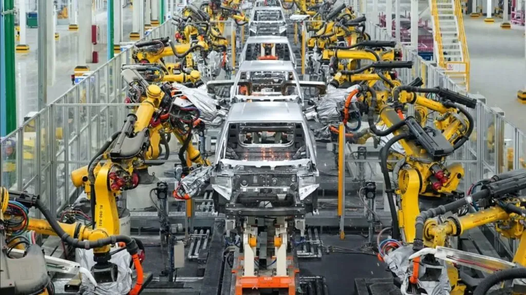 Aranceles afectan exportaciones automotrices de México y presionan la manufactura en 2025