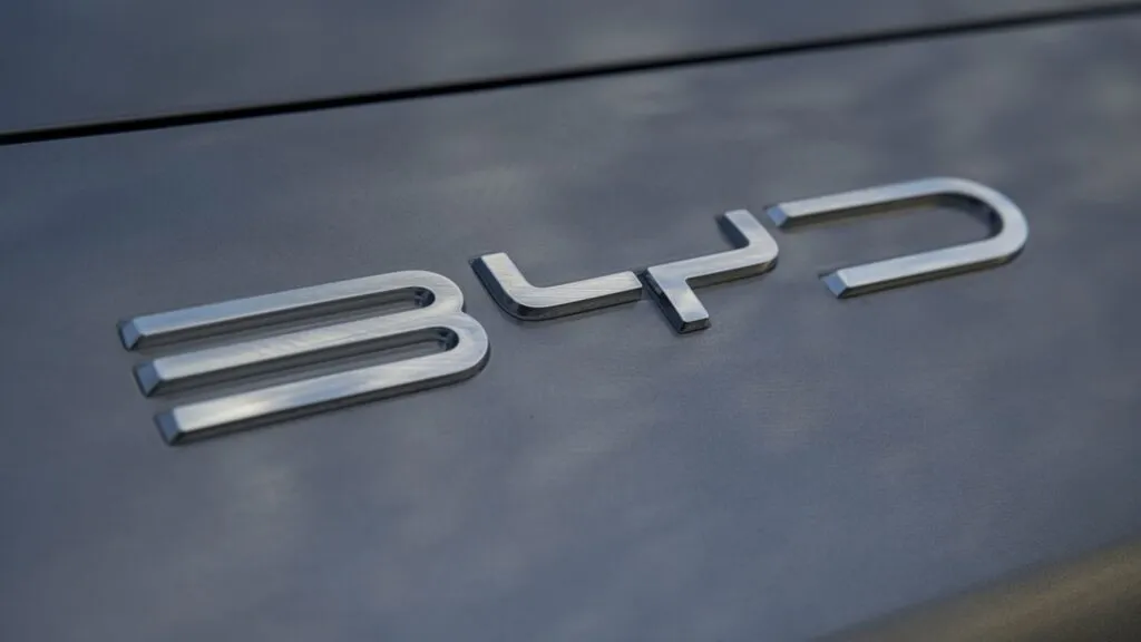 BYD impugna aranceles en Estados Unidos mediante una demanda ante el Tribunal de Comercio Internacional