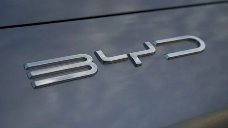 BYD impugna aranceles en Estados Unidos mediante una demanda ante el Tribunal de Comercio Internacional