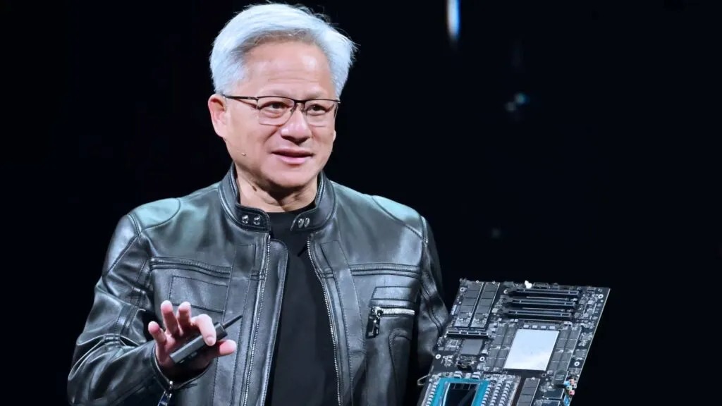 Jensen Huang reafirma inversión de Nvidia en OpenAI y descarta tensiones