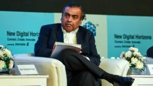 Mukesh Ambani durante evento corporativo como líder de Reliance Industries y figura clave del poder económico en Asia