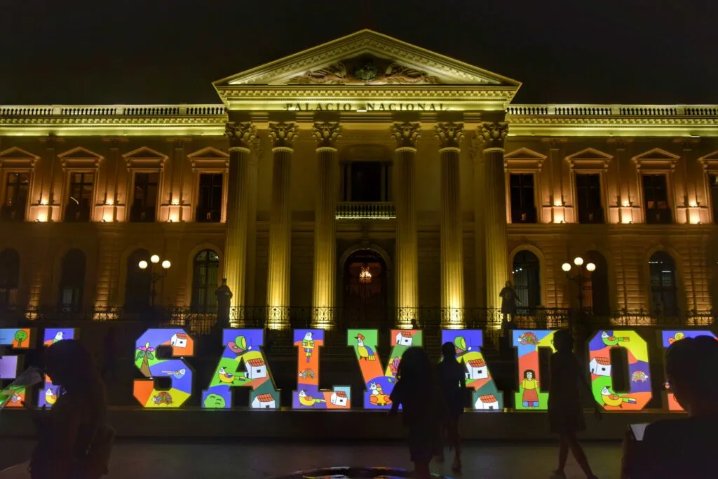 Emprendimiento salvadoreño con digitalización y apoyo institucional que impulsa nuevas oportunidades