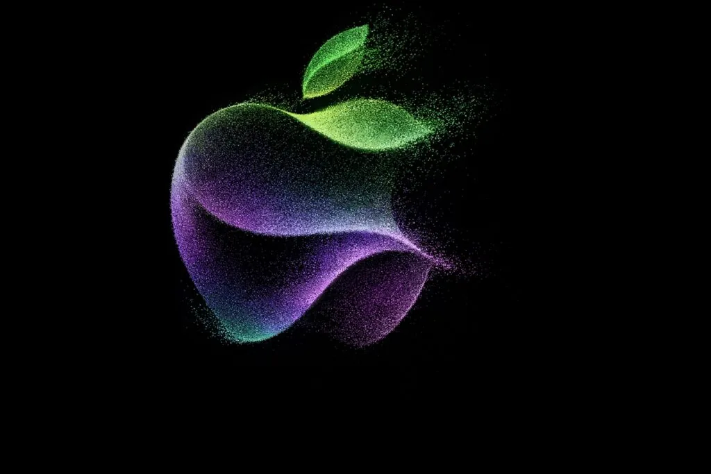 Innovación Apple con chips propios mejora rendimiento y eficiencia tecnológica en computadoras modernas