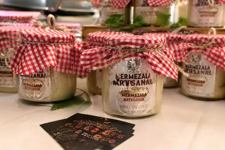 Emprendimiento en Jalisco con producción de mermeladas artesanales e innovación agroindustrial mexicana