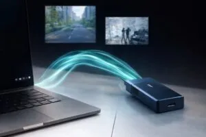 NPU externa USB ASUS ejecutando inteligencia artificial local en equipos empresariales modernos