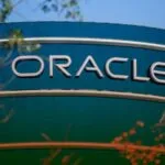 Oracle ajusta plantilla mientras invierte en inteligencia artificial y expansión de infraestructura en la nube
