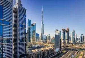 Gestión de activos y expansión financiera en Abu Dhabi durante 2026