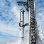 Elon Musk durante una prueba de Starship rumbo a la Luna y Marte desde Texas