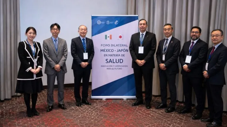 Foro bilateral entre México y Japón sobre innovación en salud, tecnología médica y cooperación empresarial.