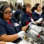 Reducción de jornada en México eleva costo laboral en empresas industriales con líneas de producción activas