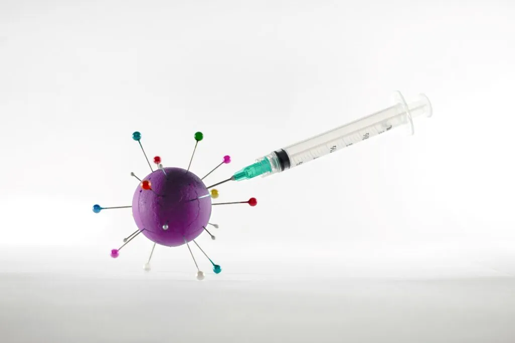 Investigadora desarrolla vacuna contra el hantavirus con tecnología ARNm en laboratorio moderno