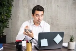 Falsas ofertas laborales utilizadas para robar datos personales y credenciales mediante correos fraudulentos
