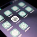 ChatGPT supera los 1,000 millones de usuarios mensuales activos y lidera el mercado de inteligencia artificial