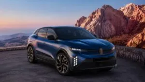 Renault Megane E-Tech con hasta 500 km de autonomía y conectividad avanzada en movilidad eléctrica