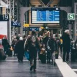turismo internacional afectado por la guerra en Oriente Próximo y cambios en los flujos de viajeros