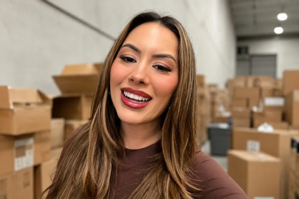 Daisy Cabral fortalece el emprendimiento latino con Bella Al Natural y el comercio digital
